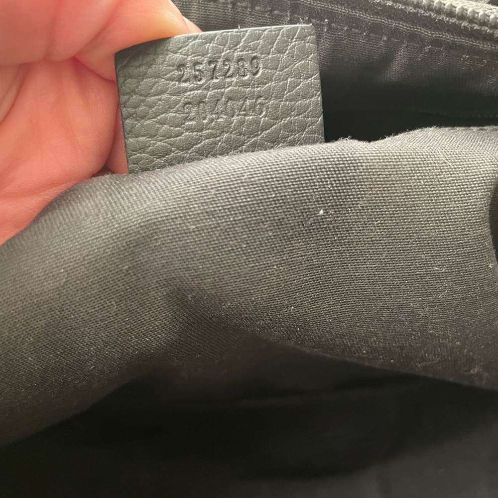 GUCCI GG Shoulder Bag - Picture 5 of 16